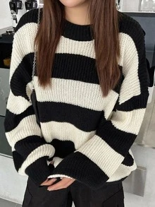 Dazy Plus Korean Style Loose Colorblock Patchwork Autumn/Winter New Casual Pullover Sweater - Black and White - View 1