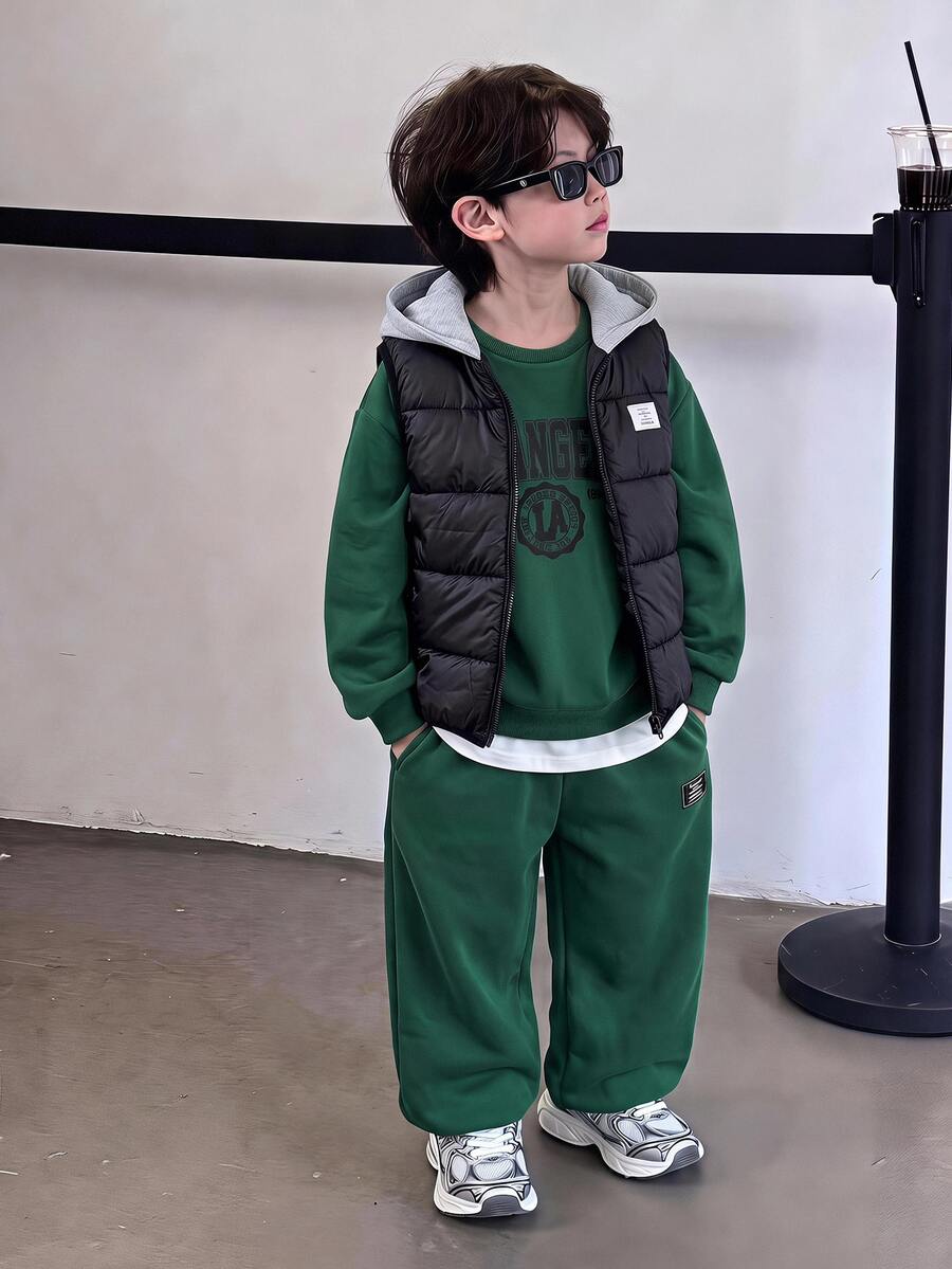 SHEIN Little Byeori 3件組兒童青少年男孩休閒街頭風字母印花圖案圓領套頭寬鬆針織運動衫、針織長褲、絎縫加厚冬季連帽外套、厚款無袖梭織背心