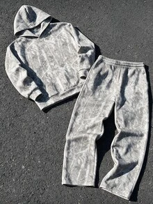 SHEIN 青少年男孩全印花連帽衛衣與運動長褲休閒日常套裝 - 彩色 - 查看 1