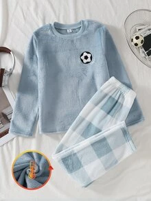 SHEIN 秋冬男童居家服 日式簡約風格 仿羊羔絨加厚法蘭絨睡衣 2件套，圓領足球刺繡長袖上衣與格紋加厚長褲，寬鬆舒適，適合戶外穿著與居家睡衣 - 淺藍色 - 查看 2