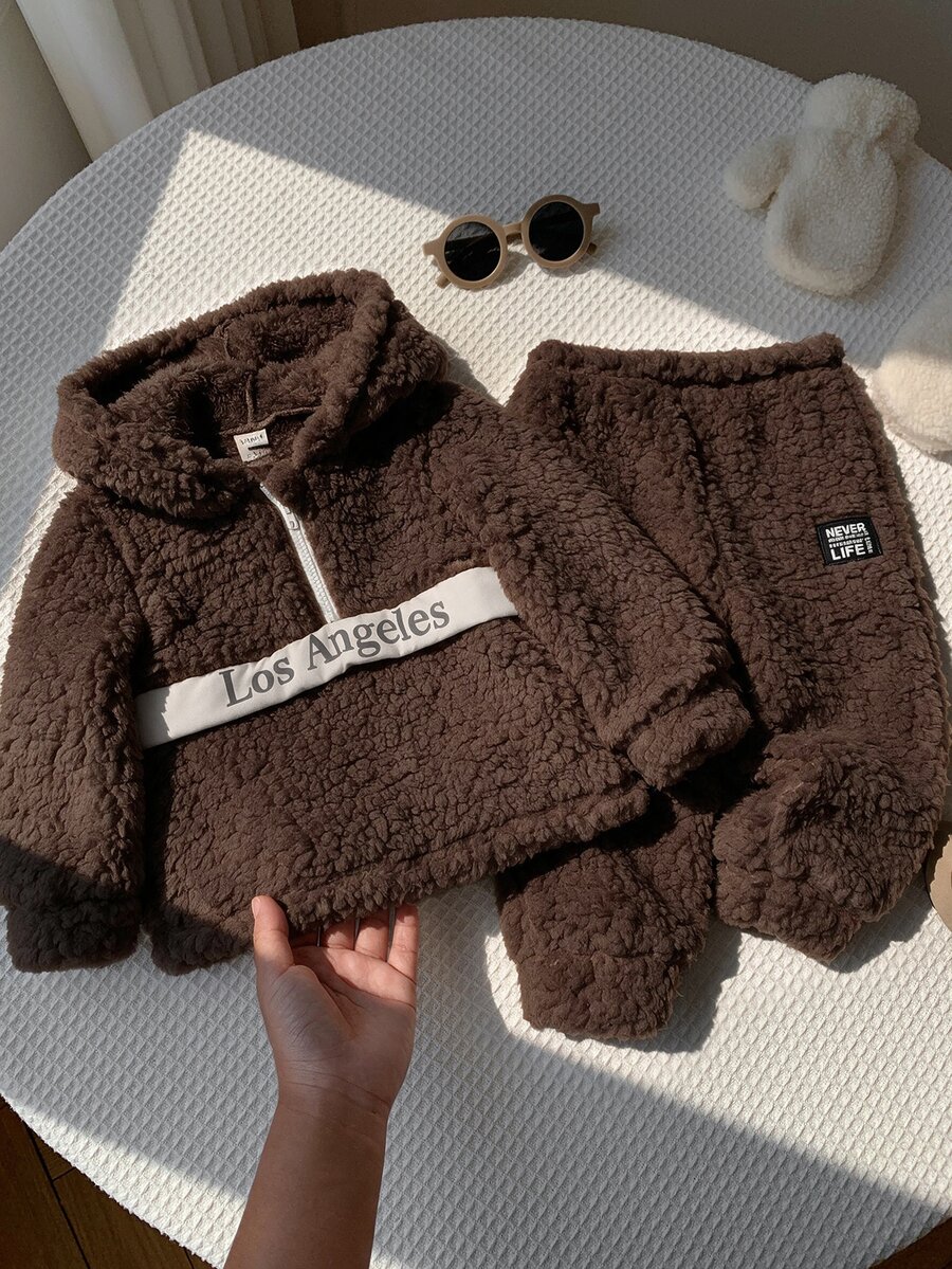 SHEIN 男嬰可愛休閒秋冬米色毛絨連帽衛衣與鬆緊腰長褲套裝 - 棕色 - 查看 1