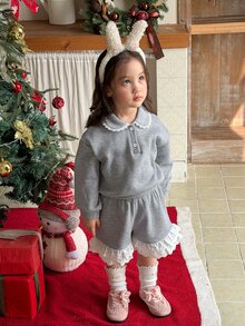 DAZY Baby Girl Contrast Lace Button Half-Placket Long Sleeve Sweatshirt And Shorts Cute Set - Light Grey - View 4
