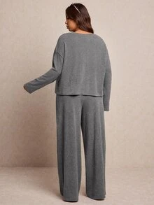 Elaquor 大尺碼女款休閒傳統居家服巧克力棕色冬季曲線居家服，秋季純色上衣與長褲兩件套舒適春季穿搭 - 灰色 - 查看 2