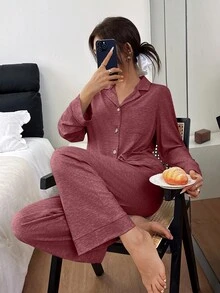 SHEIN 女款寬鬆休閒可愛舒適針織翻領長袖長褲睡衣套裝家居服 咖啡棕 秋季 - 酒紅色 - 查看 3