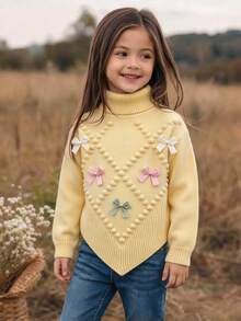 SHEIN Vintaside Kids 女童針織毛衣套裝，休閒時尚可愛嫩黃色，花朵與蝴蝶結裝飾，尖擺設計，高領，柔軟，日常穿搭，秋季 - 黃色 - 查看 4