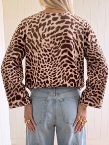 SHEIN EZwear 海外長袖草莓巧克力條紋上衣，秋季上衣，適合日常通勤、聚會、秋冬春夏、聖誕節、新年、感恩節、派對、婚禮、海灘、畢業典禮、優雅、外出、約會、通勤、情人節、優雅、度假、Y2K、畢業典禮等場合 - 彩色 - 查看 2