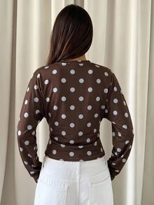 Aloruh 女款初秋學院風休閒波點T恤，Y2K波點T恤 - 棕色 - 查看 2