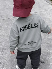 SHEIN 2件組幼兒男孩運動衫長褲套裝 學院風灰色炭灰色字母印花 羅紋長袖圓領 生日派對秋季寬鬆大哥哥街頭風 - 灰色 - 查看 1