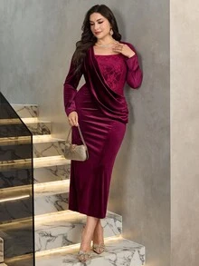 Modelyn Elegant Velvet & Contrast Lace Square Neck Draped Pleated Long Sleeve Fitted Regular Fit Plus Size Dress For Spring And Autumn - Burgundy - View 5