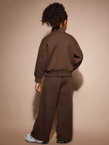 SHEIN Sparklyn 女童與幼童 2 件式運動套裝，櫻桃感溫布料，包含半拉鍊立領上衣與寬鬆長褲，幼兒園秋季款 - 棕色 - 查看 2