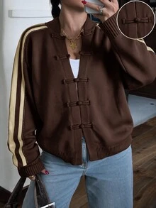 Muchica 大尺碼女款側條紋鈕扣設計針織開襟衫，適合正式場合、畢業典禮、度假與休閒穿著，白色，適合秋冬季節，結合 80s/90s 復古風格 - 棕色 - 查看 1