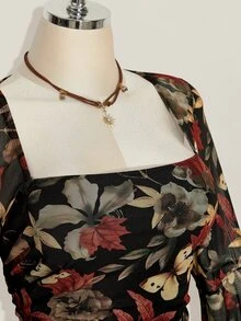 SHEIN ICON ملابس علوية نسائية بمقاسات كبيرة بطبعة زهور وياقة عنق البجعة وأكمام واسعة عصرية - متعدد الألوان - مشاهدة 6