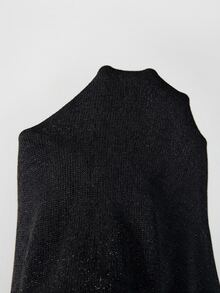 SHEIN 新款春夏秋冬亮眼 Lurex 針織斜裁 V 領上衣 女款 落肩七分袖收口袖口 - 黑色 - 查看 8