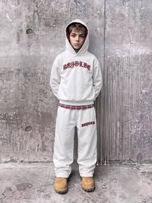 SHEIN 兒童青少年男孩聖誕衛衣套裝,休閒Y2K嘻哈風紅色格紋圖案,秋冬款,適合學校、家庭聚會、派對,男孩套裝 - 彩色 - 查看 3
