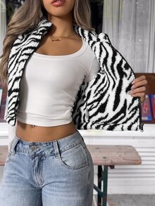 SHEIN EZwear 女款牛紋短版拉鍊輕量抓絨外套，秋季日常外出旅行穿搭，白色街頭風牛仔女郎風 - 黑與白 - 查看 5