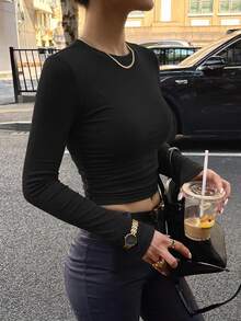 DAZY 女款純色抓皺修身百搭長袖T恤，適合日常穿著 - 黑色 - 查看 5