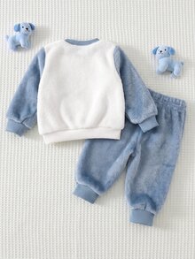 SHEIN 新生兒 2 件套保暖刷毛愛心圖案運動衫與長褲套裝，可愛柔軟，適合秋冬 - 藍色 - 查看 2