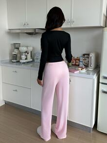 ZzzCrew Slim Fit Sexy Long Sleeve Top & Contrast Color Side-Split Shorts With Bow Decor Women's Pajama Set - Black - View 2