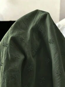 Franclia 時尚春秋休閒百搭純色刺繡可追溯純棉布料寬鬆缺口V領前開扣女款襯衫 - 軍綠色 - 查看 4