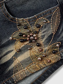 ROMWE Vintage Embroidered Floral Beaded Washed Cat Whisker Distressed Women's Denim Shorts - Blue - View 3