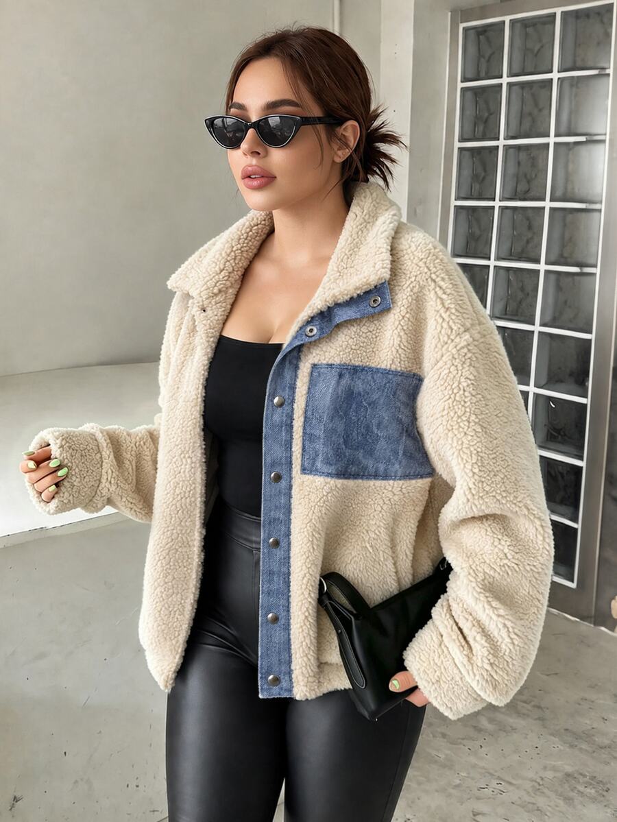 Easura Women's Plus Size Autumn/Winter Single Piece Denim Contrast Color Zipper Pocket Lamb Fleece Jacket, Loose Short Street Style Versatile Plush Jacket - Apricot - View 1