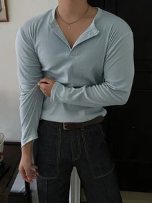 DAZY 男士白色羅紋布料長袖圓領半鈕扣素色T恤 秋季 - 天藍色 - 查看 4