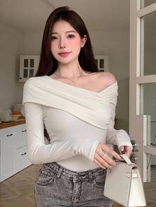 DAZY 素色不對稱領修身T恤，秋季女款長袖上衣 - 白色 - 查看 3