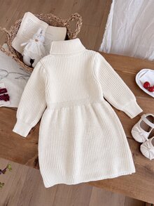 SHEIN 1件女童針織毛衣洋裝，時尚百搭高領、肩側抓皺燈籠袖、收腰A字裙擺附口袋，柔美甜美風，適中厚度，整齊下擺，緊口袖口，親膚柔軟，適合日常穿著、外出、派對、上學等多場合，秋冬必備 - 杏色 - 查看 2