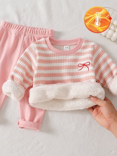 2pcs/Set Baju Sweatshirt dan Celana Panjang Bayi Perempuan, Sweatshirt Lengan Panjang Kerah Bulat Tebal dengan Bordir Pita Garis-garis Pink dan Putih yang Lucu, Dipadukan dengan Legging Pink yang Serasi, Cocok untuk Musim Gugur/Musim Dingin, Sempurna untuk Pemakaian Sehari-hari, Menambah Lebih Banyak Pilihan untuk Lemari Pakaian Bayi