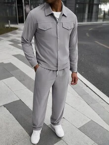 Manfinity CasualCool Setelan Pria American Vintage Bertekstur 2 Potong, Jaket Berkerah Kancing dan Celana Panjang Lurus Longgar Kasual untuk Pria Dewasa - Grey - View 4