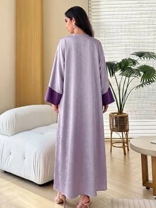 Al Najma 女款V領撞色喇叭袖阿拉伯風長洋裝，端莊優雅風格全身長裙，適合外出穿著 - 紫色 - 查看 2