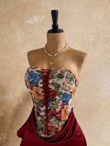 Soleia Women's Floral Print Ruched Elegant Waist-Cinching Strapless Mini Dress For Date - Red - View 3