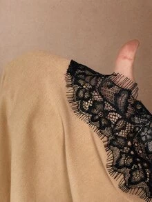 Selenza 棉質卡其色蕾絲拼接不對稱修身顯瘦側抓褶圓領短袖極簡優雅日常百搭通勤新款T恤上衣 - 卡其色 - 查看 5