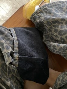 DAZY 女款豹紋寬鬆休閒牛仔褲 - 黑色 - 查看 6