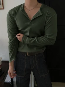 DAZY 男士白色羅紋布料長袖圓領半鈕扣素色T恤 秋季 - 軍綠色 - 查看 4