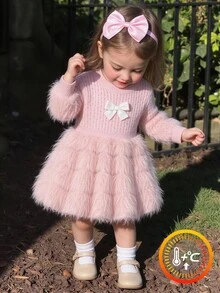 SHEIN Infant Girl Pink Sweater Dress, Soft Feminine Versatile Stylish Daily Wear, Handmade Bow, Exquisite Cute, Suitable For Outings, School, And Travel - Pink - View 1