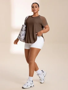 SHEIN Rhythm Era Kaos Olahraga Fashion Wanita Ukuran Besar dengan Leher Bulat dan Lengan Pendek Model Raglan - Coffee Brown - View 4