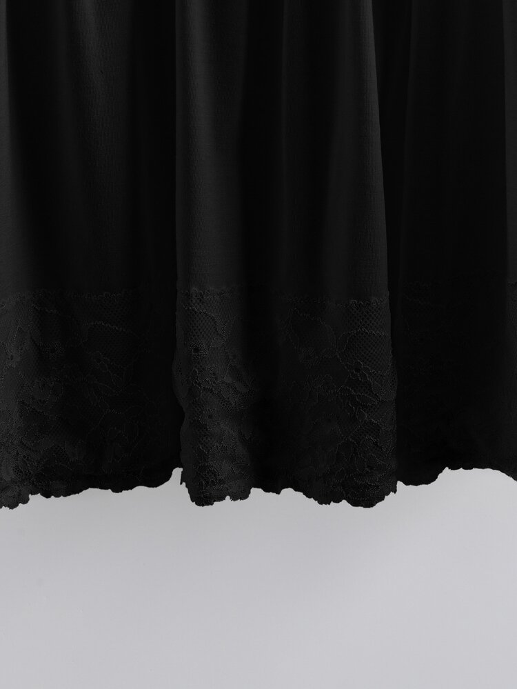 SHEIN CURVE+ 女款大尺碼 22W 蕾絲拼接背心上衣 - 黑色 - 查看 4