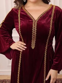 Al Najma Plus Size Women's Colorblock V-Neck Casual Party Arabian Dress - Burgundy - View 3