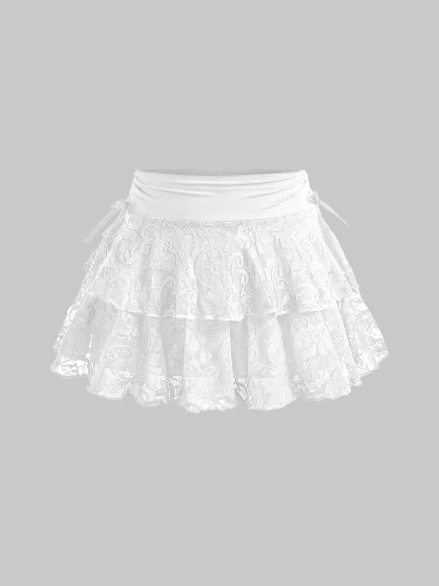 SHEIN Girlism 時尚短款白色大童女孩裙,圖案蕾絲飾邊與荷葉邊設計,內含短褲,秋冬兒童款 - 白色 - 查看 1