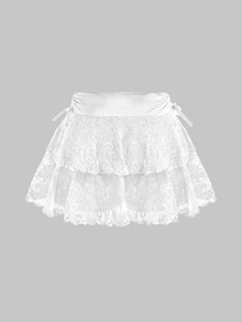 SHEIN Girlism 時尚短款白色大童女孩裙，圖案蕾絲飾邊與荷葉邊設計，內含短褲，秋冬兒童款 - 白色 - 查看 2