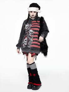 ROMWE Sweatshirt Ukuran Plus Motif Kepingan Salju Bergaris Patchwork Gaya Gothic Natal Gelap, Streetwear Longgar, Desain Panjang, Motif Kepingan Salju - Dark Grey - View 5