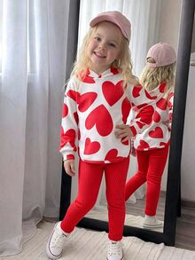 SHEIN Playful Pals 女童愛心印花連帽上衣與羅紋內搭褲2件套，甜美愛心印花休閒日常穿搭 - 紅色 - 查看 1