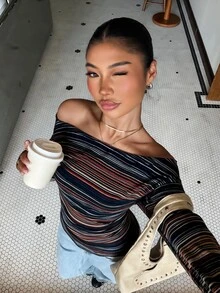 Muchica 女款街頭風條紋印花露肩T恤 - 藍色 - 查看 6