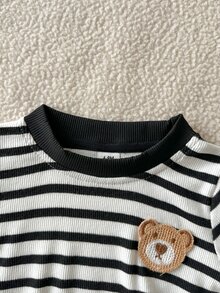 SHEIN 男嬰休閒秋冬兩件式運動衫套裝，可愛卡通熊拼接黑白條紋運動衫與長褲 - 彩色 - 查看 4