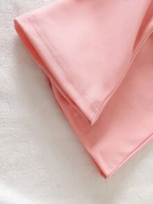 SHEIN Playful Pals 女嬰秋冬休閒T恤套裝，不對稱設計套頭高領針織歐式羅紋布料粉色豹紋蝴蝶結圖案長袖上衣，搭配粉色休閒喇叭長褲，2件套，適合秋冬返校季，女嬰優雅淑女高端日常校園出遊旅行派對聖誕穿搭 - 粉色 - 查看 5