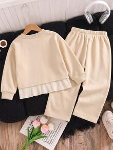 SHEIN Young Girl Apricot Fleece Lined 2pcs Set, Bow Decor 2-In-1 Stripe Hem Sweatshirt & Wide Leg Pants For Fall Winter - Apricot - View 3