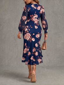 Linhara CURVE Plus Size Women's Autumn/Winter New Woven Vintage Floral Print Digital Deep V-Neck Flare Mid-Sleeve Side Ruched Waist Split Hem Ruffle Fishtail Long Fitted Evening Dress For Vacation, Date, Fashionable Versatile - Multicolor - View 2