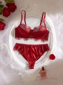 Crystal Vow 2pcs Women's Lace Patchwork Lingerie Set - Burgundy - View 1