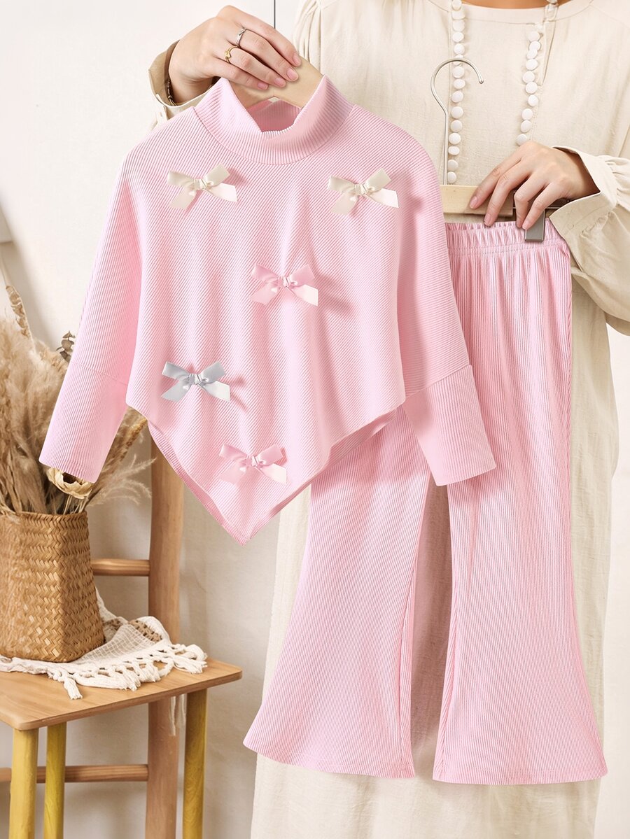 SHEIN 女童秋冬新款休閒兩件套|不對稱上衣配3D蝴蝶結裝飾,半高領羅紋針織抓絨素色粉色羅紋針織面料上衣+長褲 - 粉色 - 查看 1